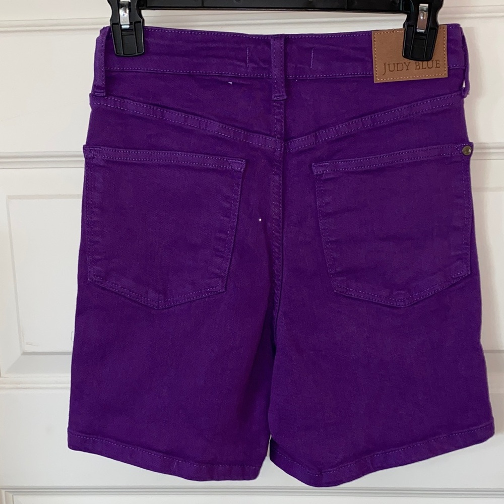 Judy Blue brand Bright Purple Women's Shorts size Small - Picture 4 of 6